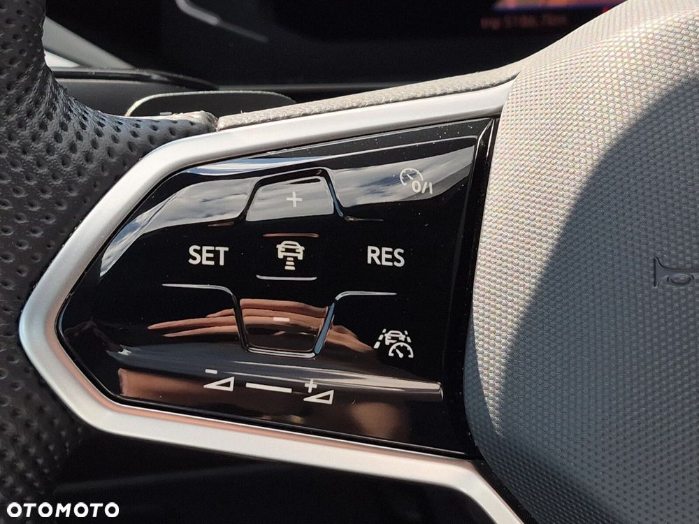 Volkswagen Arteon 2.0 TSI R-Line DSG - 23