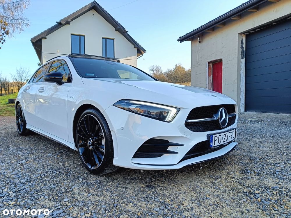 Mercedes-Benz Klasa A 200 AMG Line 7G-DCT - 2