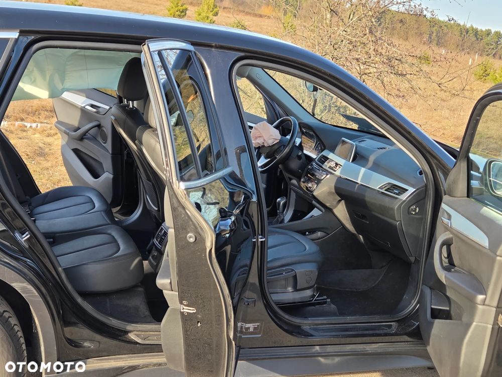 BMW X1 sDrive16d Sport Line - 13