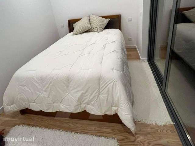 Apartamento T1 com Terraço e Cozinha Equipada no Centro de Aveiro - Grande imagem: 3/6