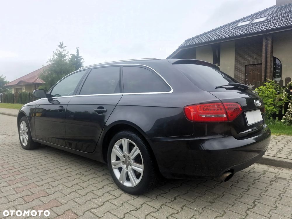 Audi A4 Avant - 9