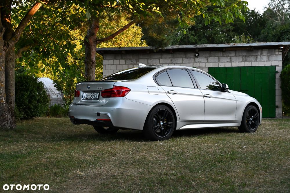 BMW Seria 3 330i xDrive Edition M Sport Shadow - 3