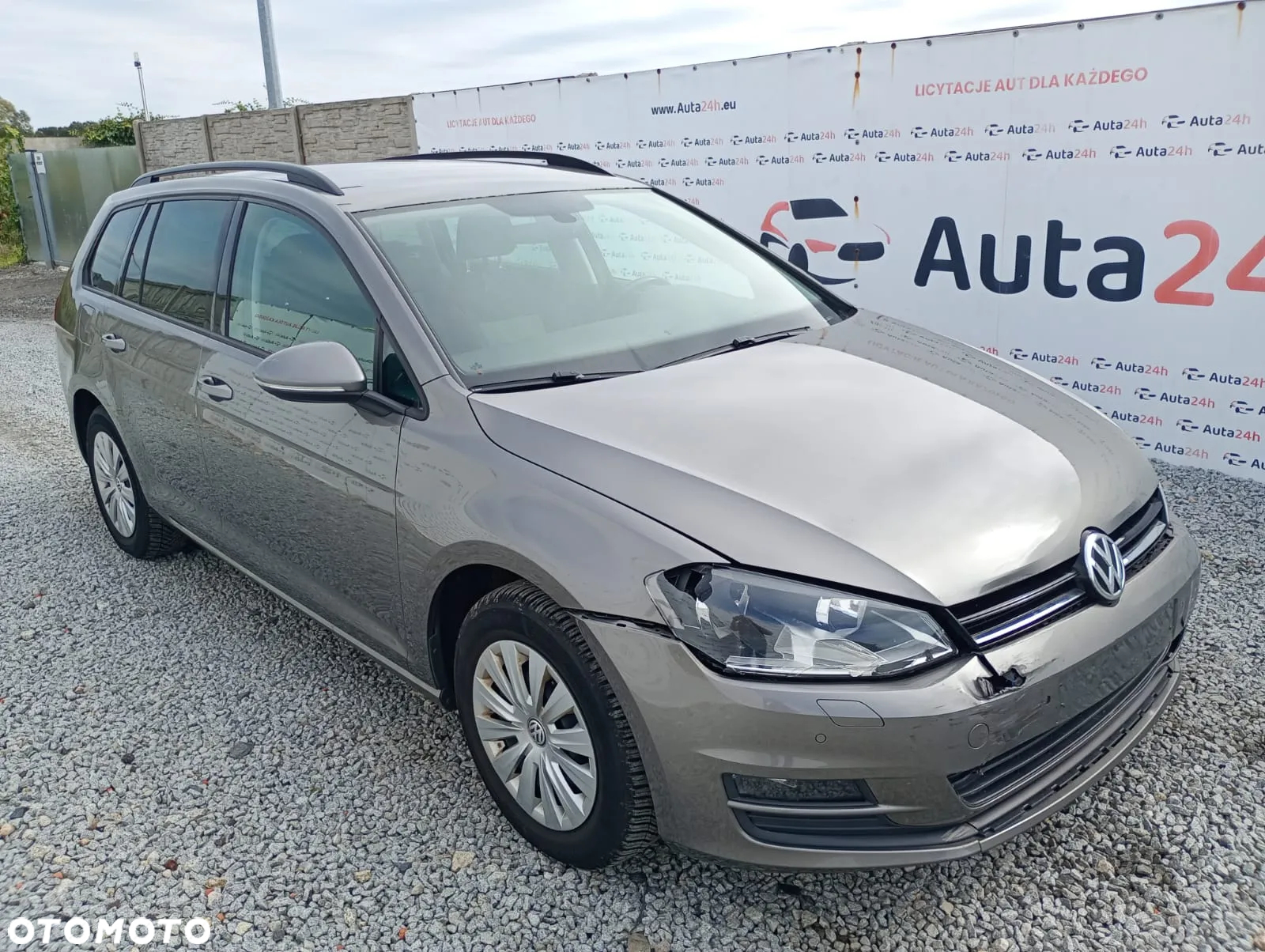 Volkswagen Golf 1.6 BlueTDI Trendline - 3