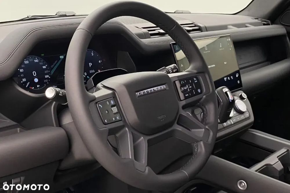 Land Rover Defender 3.0 D250 mHEV X-Dynamic HSE - 19