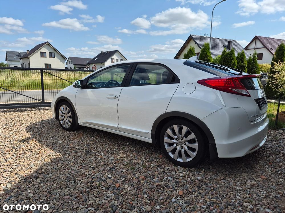 Honda Civic 1.6 i-DTEC Sport Black Edition - 8