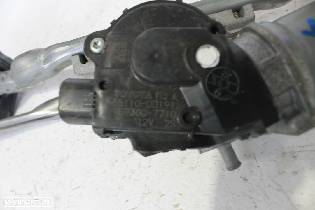 Limpa Para Brisas Toyota Yaris de 2012 - 4