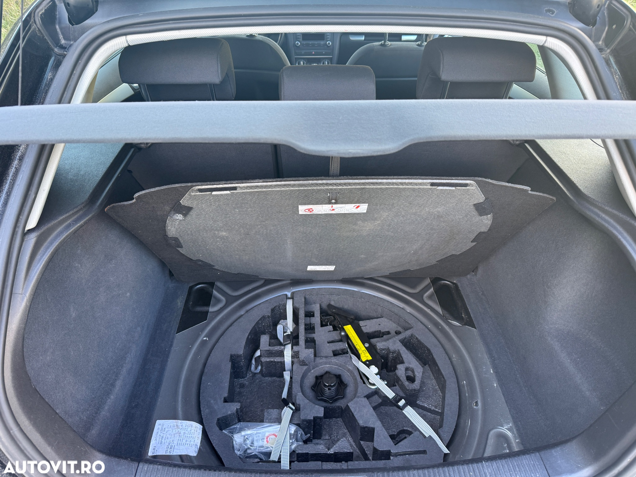 Audi A3 1.9 TDI Sportback Attraction - 9