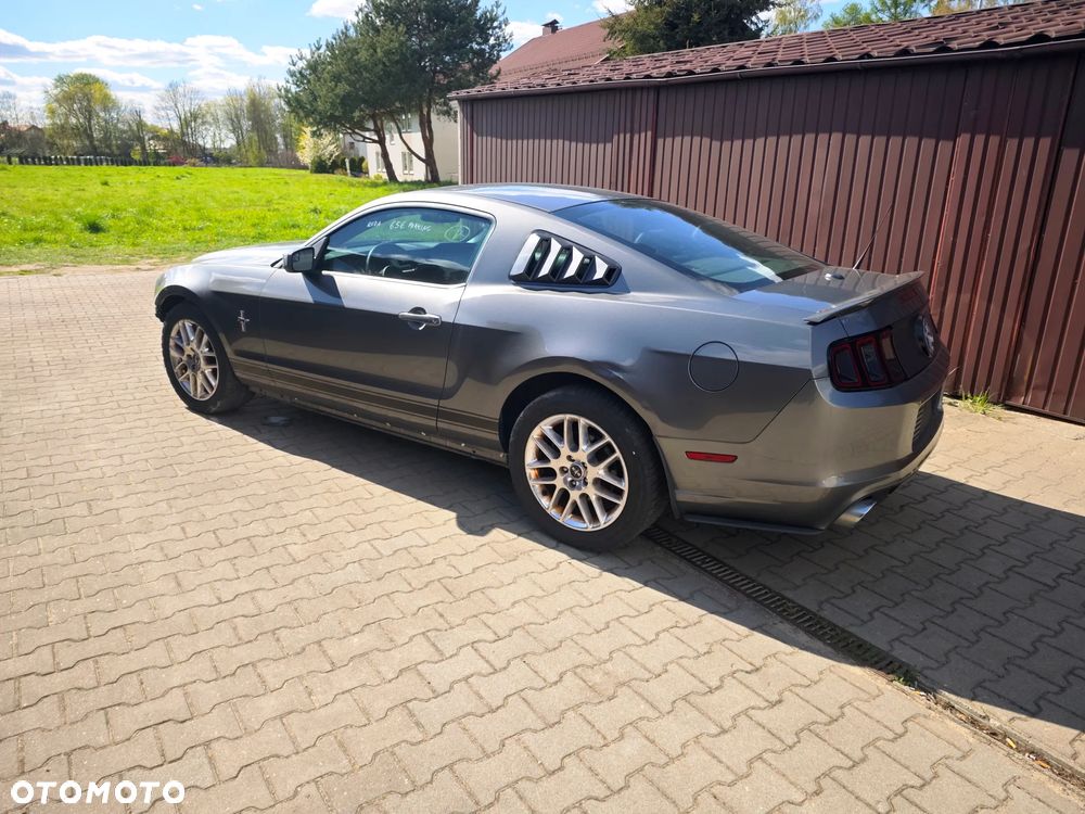 Ford Mustang 3.7 V6 Premium - 3
