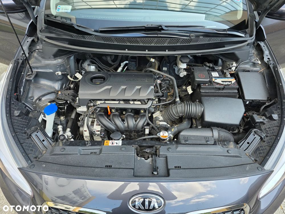 Kia Ceed 1.4 L Business Line - 32