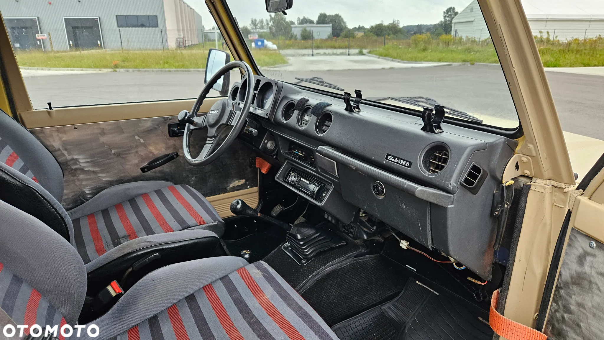 Suzuki Samurai - 32
