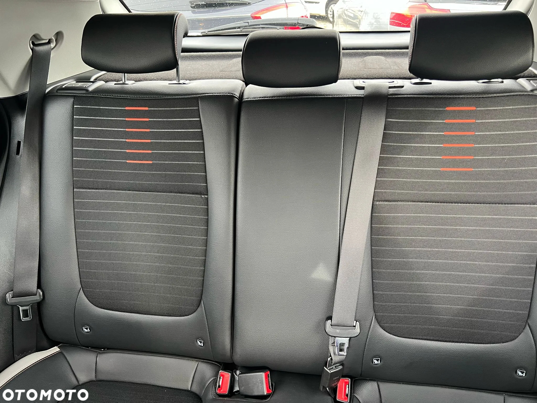 Kia Stonic 1.6 CRDi SCR L - 33