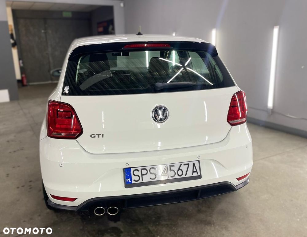 Volkswagen Polo 1.8 TSI BMT GTI - 5
