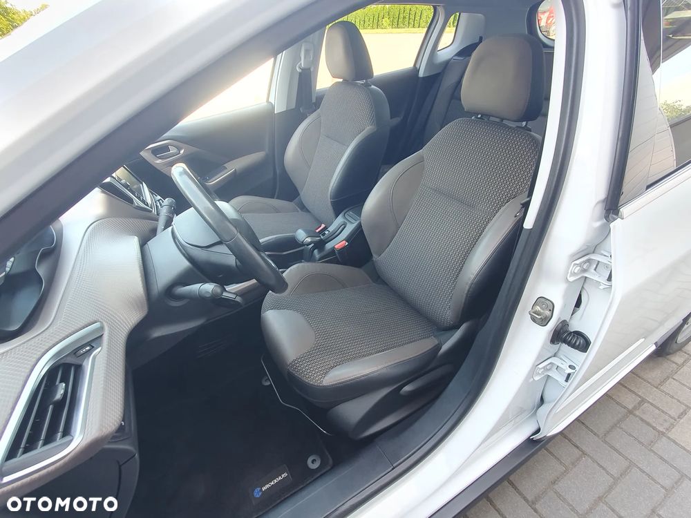 Peugeot 2008 - 26