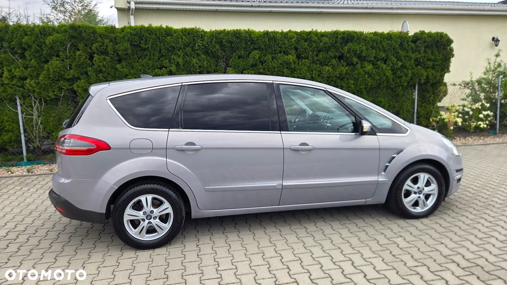 Ford S-Max 2.0 TDCi DPF Titanium - 13
