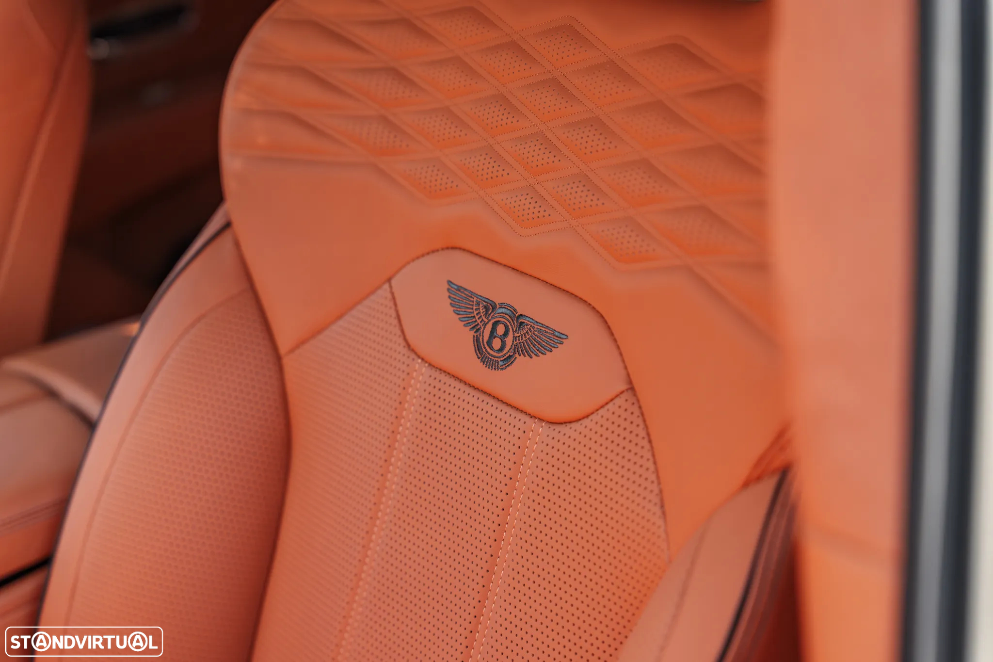 Bentley Bentayga Hybrid Azure - 17