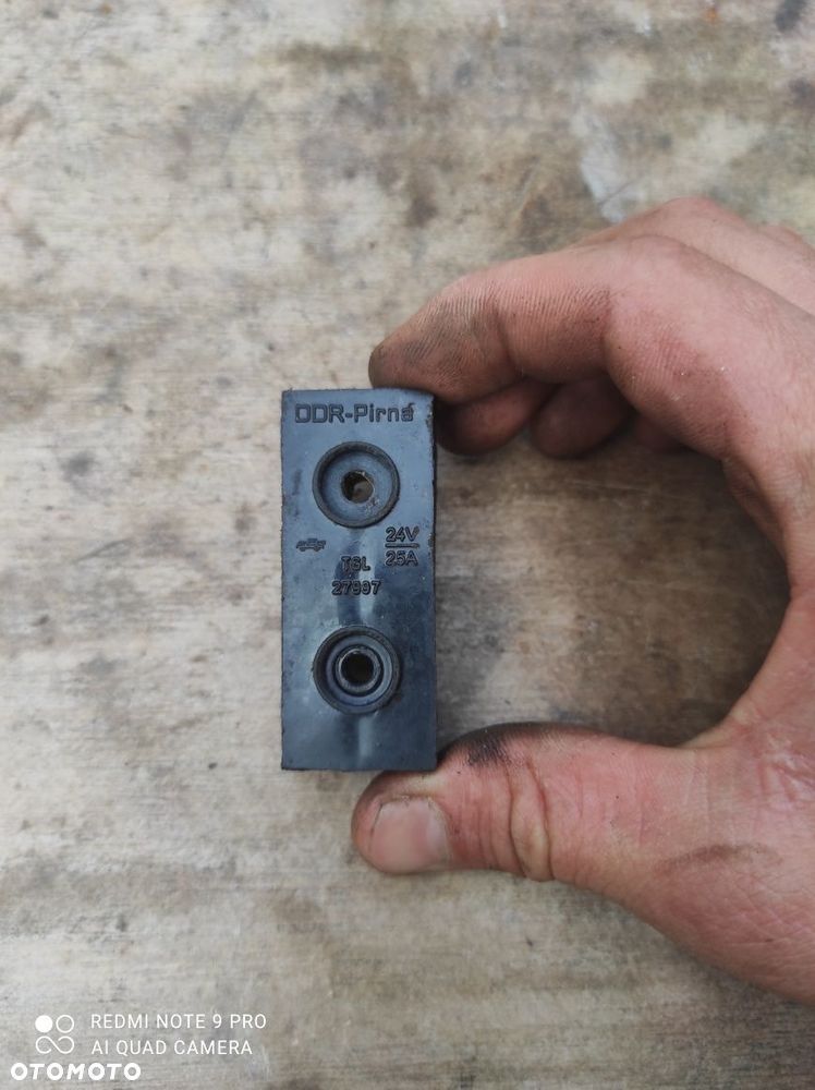 Kostka elektryczna złącze przewodów MZ etz ts es DDR prima 12.38