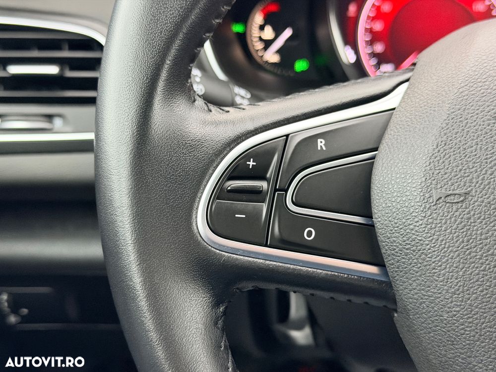 Renault Megane BLUE dCi Limited - 26