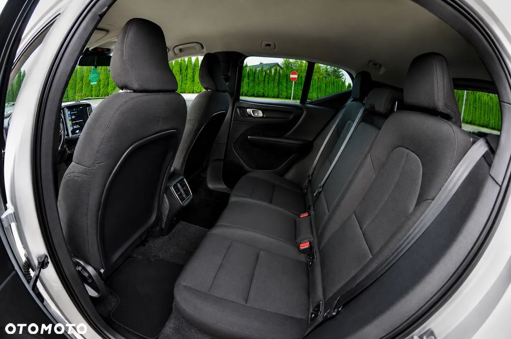 Volvo XC 40 D3 Momentum - 19