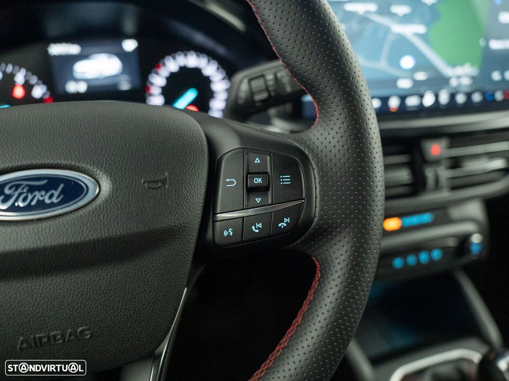 Ford Focus - 23