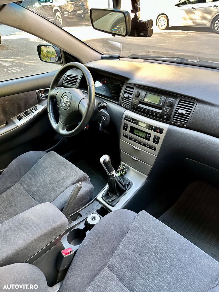 Toyota Corolla 1.4 VVT-i - 14