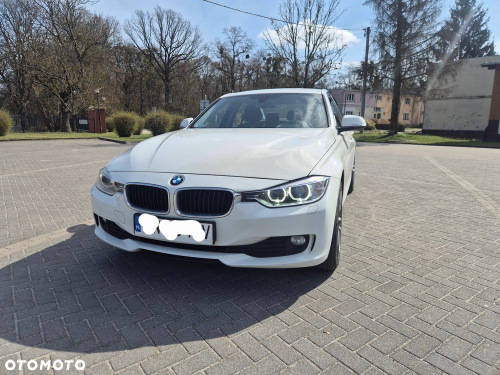 BMW Seria 3 316i - 7