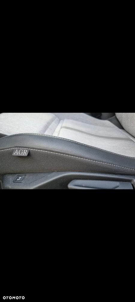 Opel Astra 1.2 T Elegance S&S - 6