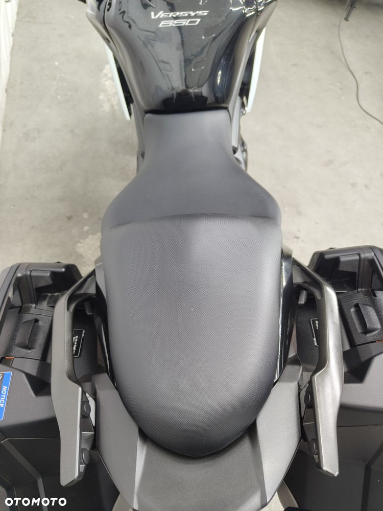 Kawasaki Versys 650 - 11