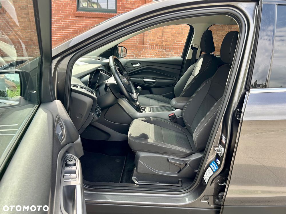 Ford Kuga - 15