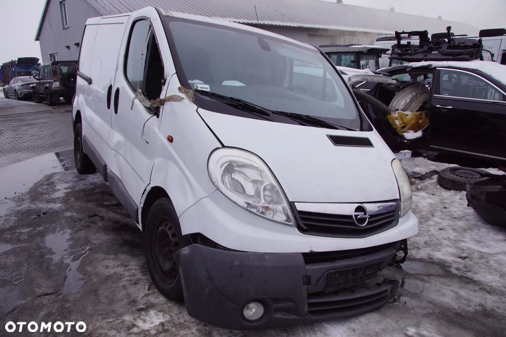Auto na części - Opel Vivaro A Lift 2.0 CDTI 114 KM M9R630 PF6024 10U 2014R Silnik Skrzynia Drzwi Maska Zderzak Błotnik Lusterko Lampa Klamka Szyba Deska Kokpit Sterownik Moduł Czujnik Licznik Panel Kierownica - 1