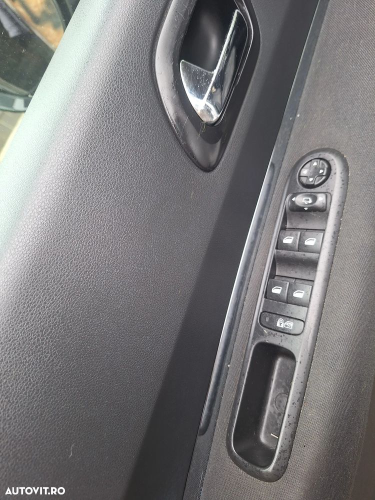 Peugeot 3008 - 9