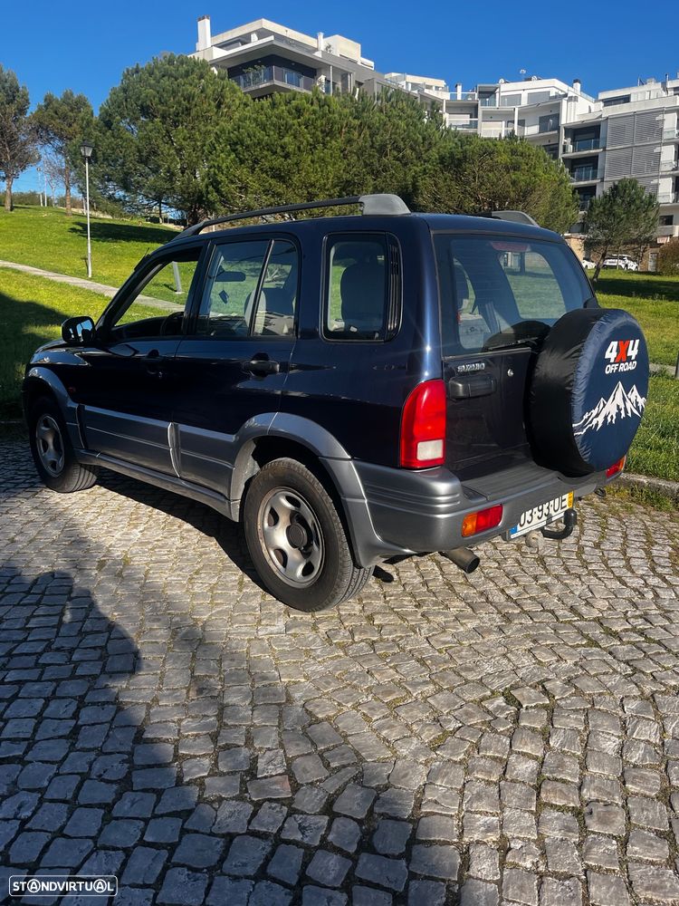 Suzuki Grand Vitara Metal Top 2.0 TDi - 5