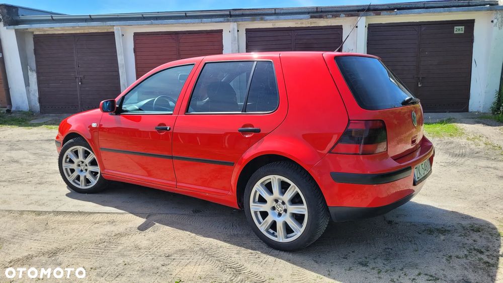 Volkswagen Golf 1.6 Comfortline - 12