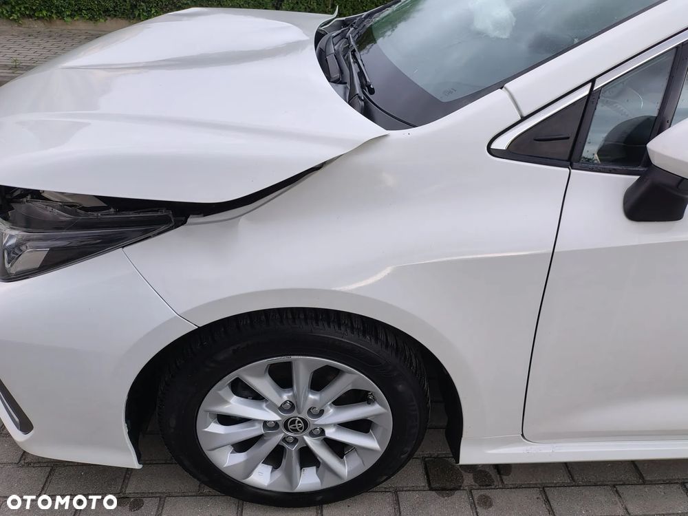 Toyota Corolla - 21