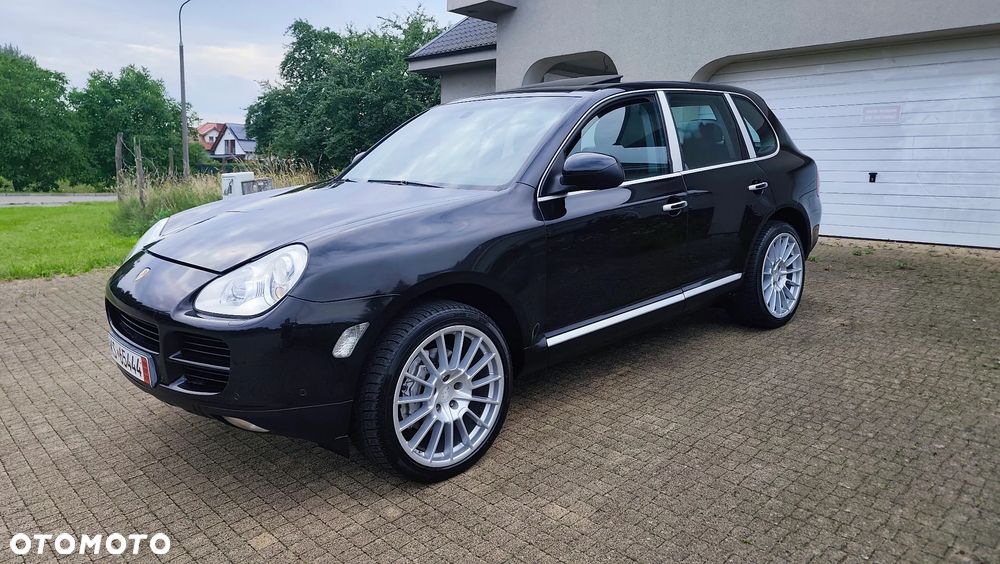 Porsche Cayenne - 40