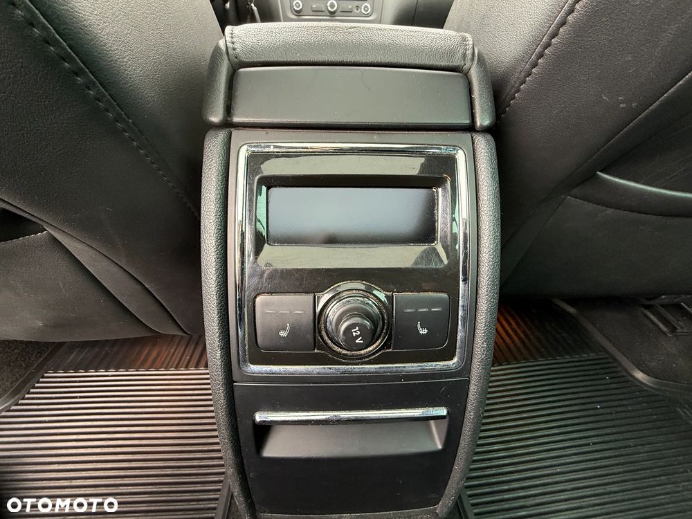 Skoda Superb 1.8 TSI 4x4 Platinum - 22