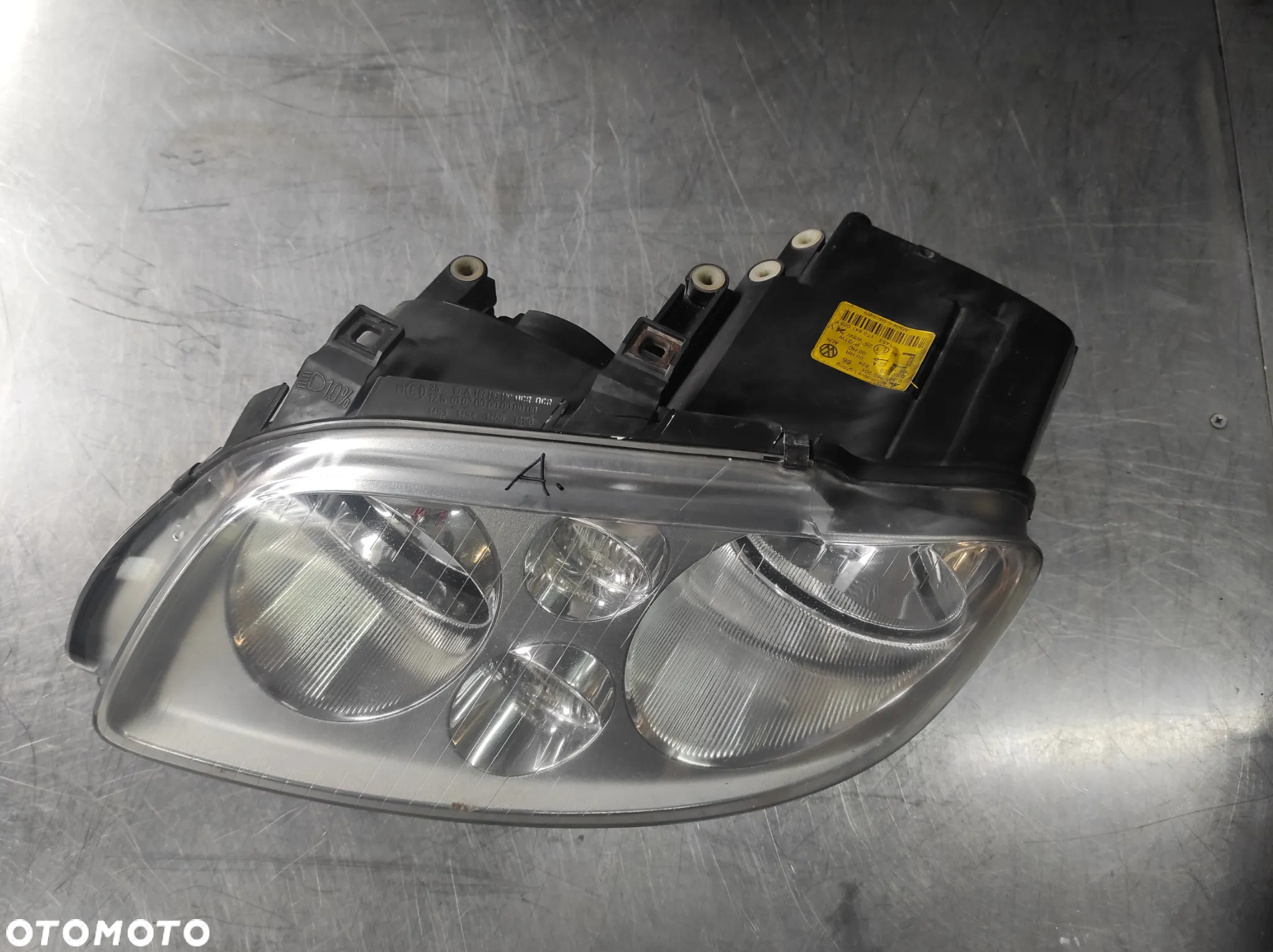 LAMPA LEWA PRZEDNIA LEWY PRZÓD ..A.. VW CADDY 2K0 TOURAN 1T0 H7 CAŁA WYSYŁKA !!! - 2