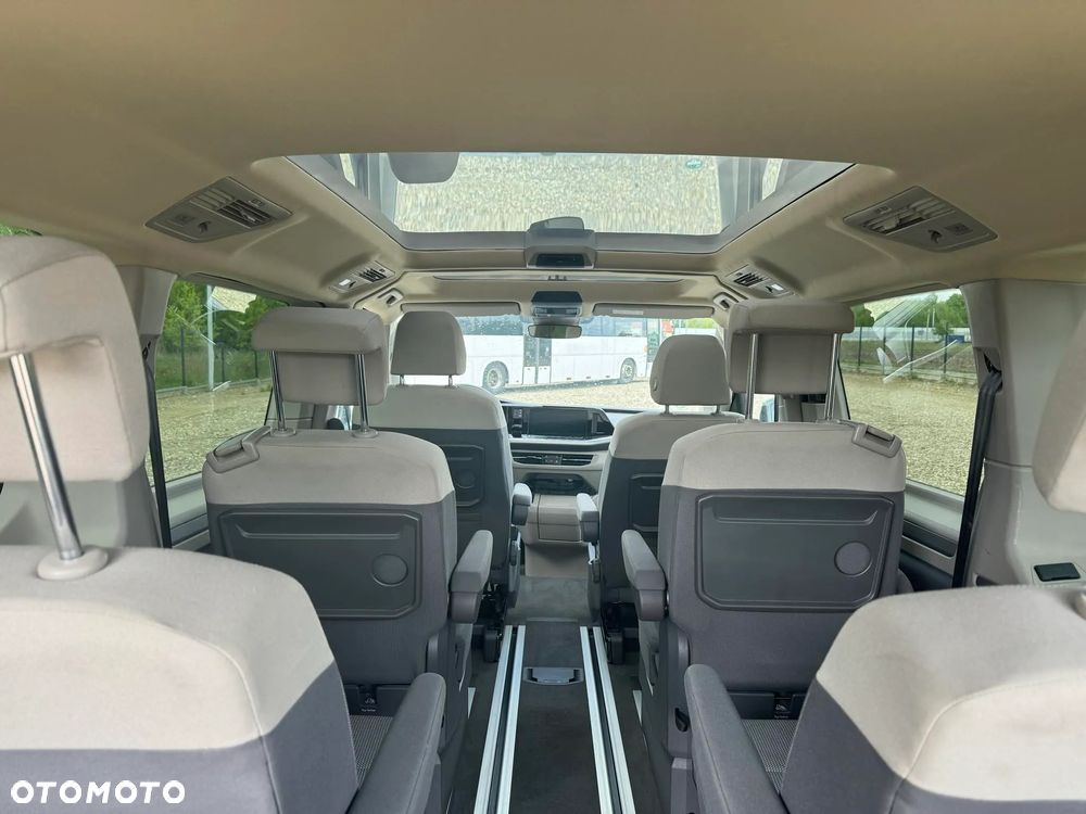 Volkswagen Multivan - 15