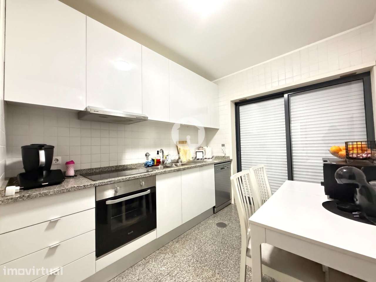 T2 com Lugar de Garagem e Terraço a 700m da Praia, Azurara | Vila d... - Grande imagem: 3/16