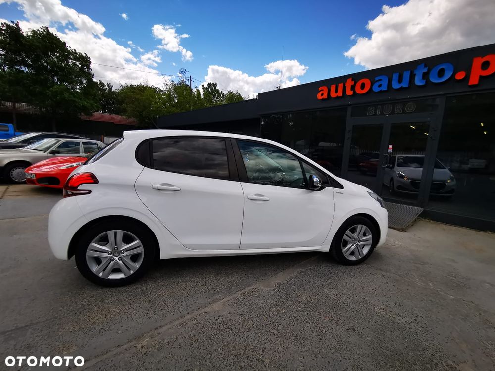 Peugeot 208 PureTech 82 Start & Stop Style - 4