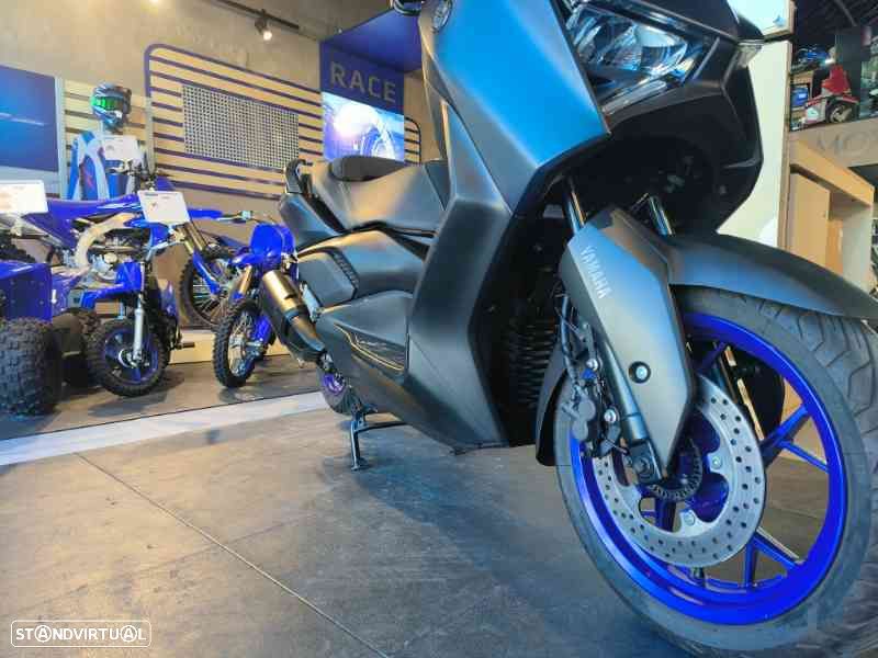 Yamaha X-Max 300 - 2
