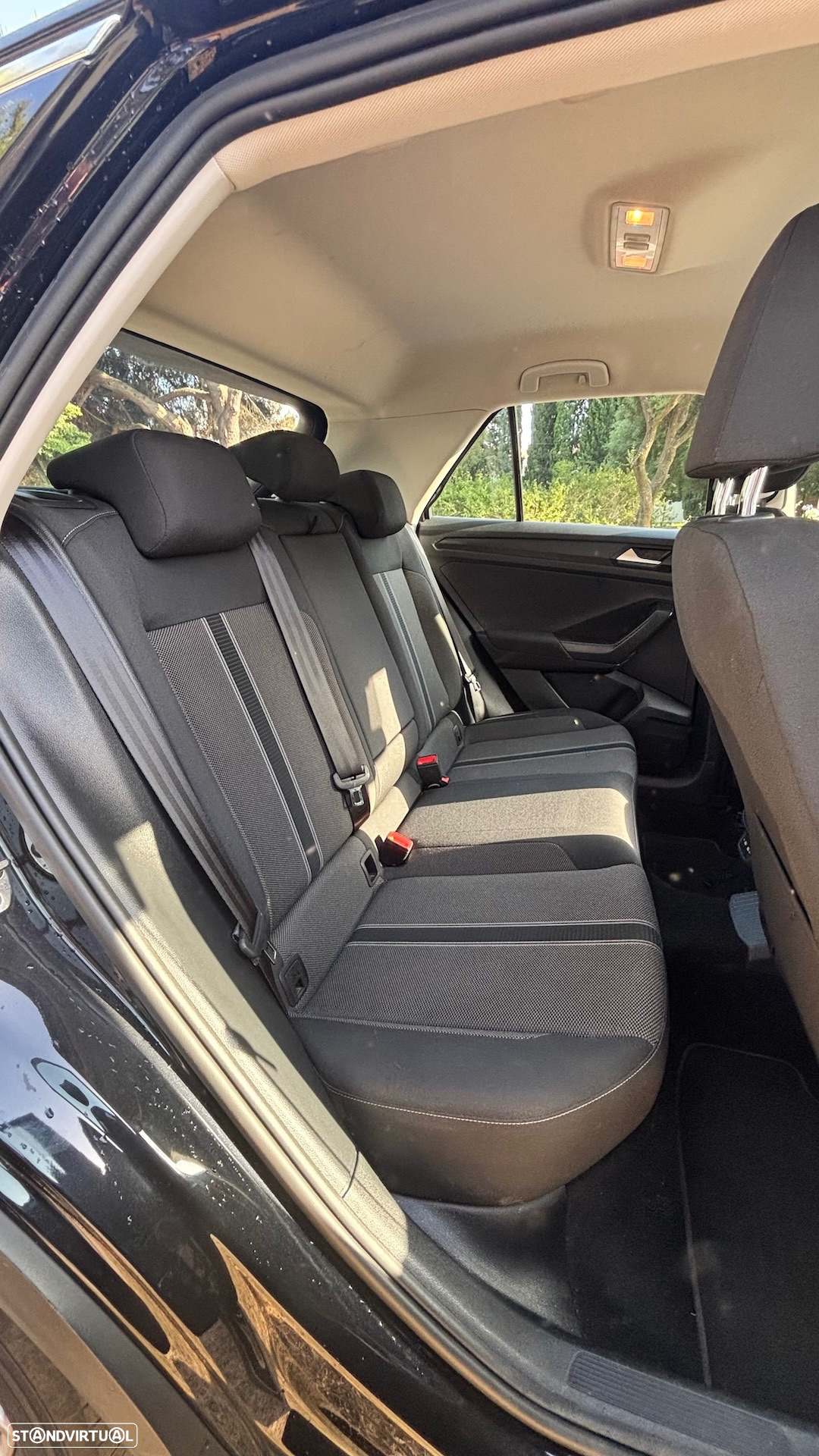 VW T-Roc - 11