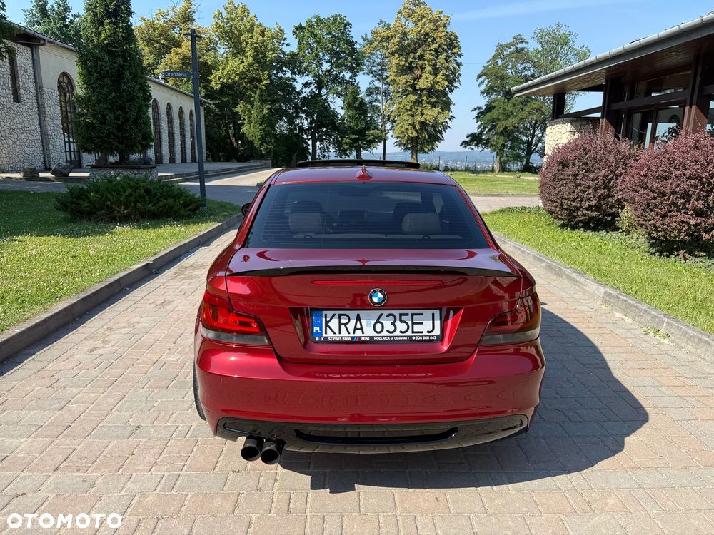 BMW Seria 1 135i Limited Edition Lifestyle mit M Sportpaket - 11