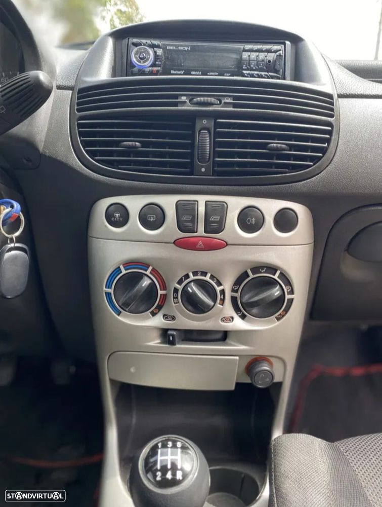 Fiat Punto 1.2 ELX - 8