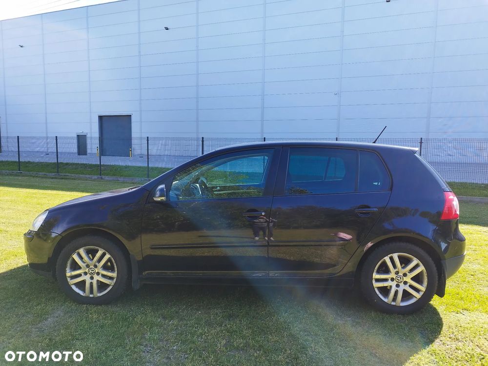 Volkswagen Golf - 8