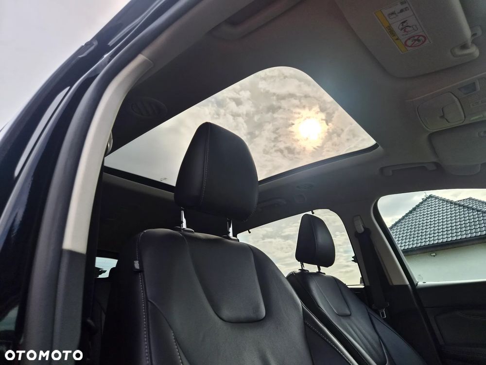 Ford S-Max 2.0 EcoBlue Titanium - 24