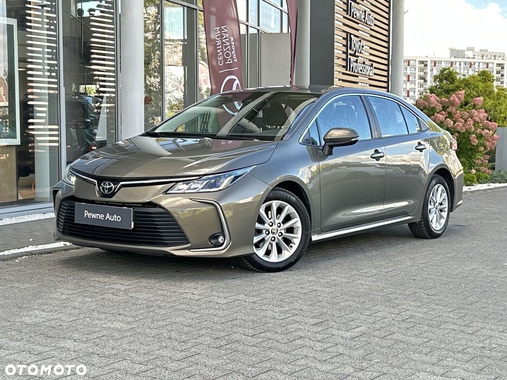 Toyota Corolla - 1
