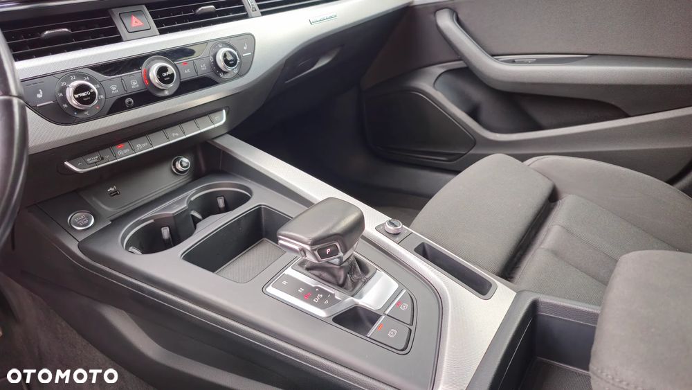 Audi A4 Avant 40 TDI Quattro S tronic - 16