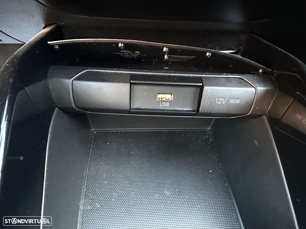 Kia Stonic 1.0 T-GDI Wave - 23