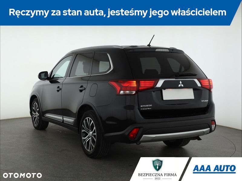 Mitsubishi Outlander - 6
