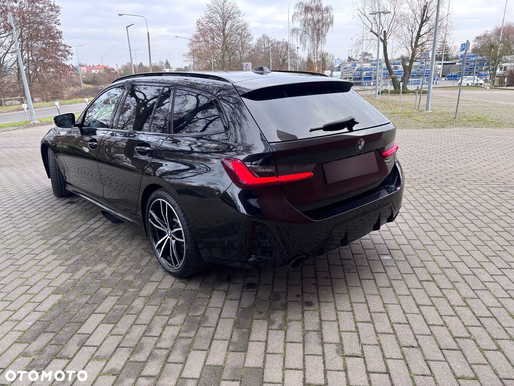 BMW Seria 3 320d xDrive M Sport Shadow sport - 4